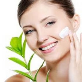 http://www.mummibear.com/emollient-skin-revitalizing-moisturizer/